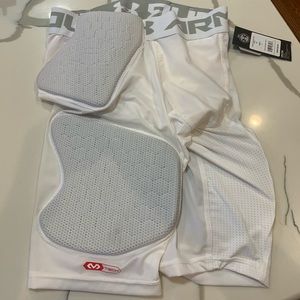 Brand new UNDER ARMOUR mens girdle
